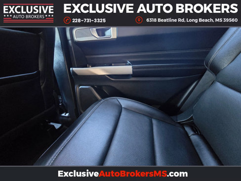 Used 2022 Ford Explorer Limited image 27