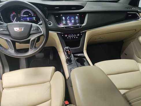 Used 2017 Cadillac XT5 FWD image 31