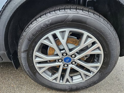 Used 2022 Ford Escape SEL image 32