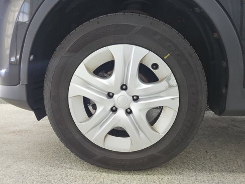 Used 2013 Toyota RAV4 LE image 9