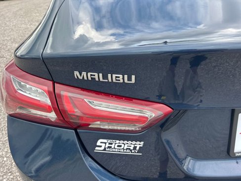 Used 2022 Chevrolet Malibu LT image 38