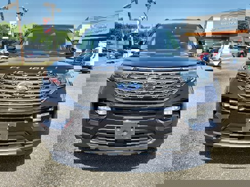 Certified 2022 Ford Explorer XLT w/ Equipment Group 202A image 2