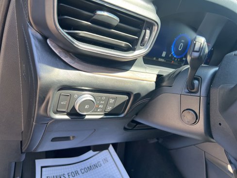 Used 2020 Ford Explorer Platinum w/ Premium Technology Package image 22