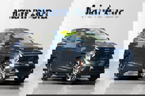 Used 2025 Kia Sportage EX image 1