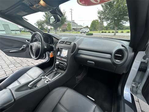 Used 2006 Mercedes-Benz SLK 55 AMG image 36