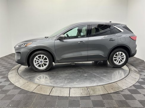 Used 2021 Ford Escape SE image 16