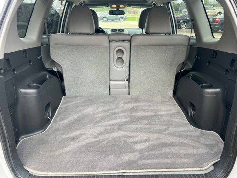 Used 2012 Toyota RAV4 Limited image 30