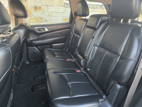 Used 2016 Nissan Pathfinder SL w/ SL Tech Package image 7