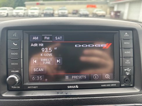 Used 2019 Dodge Grand Caravan SXT image 34