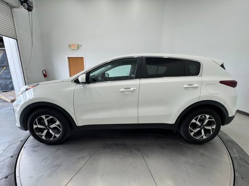 Used 2020 Kia Sportage LX image 14