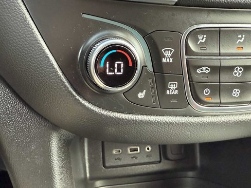 Used 2022 Chevrolet Equinox LT image 53