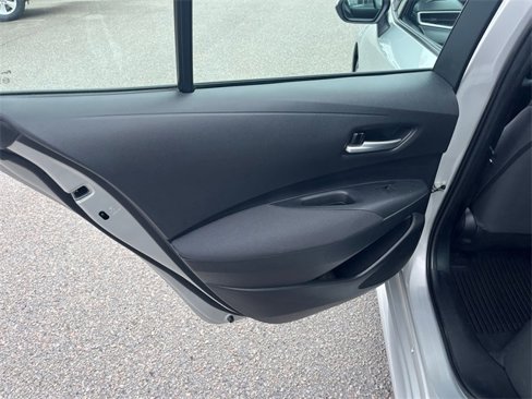 Used 2021 Toyota Corolla LE image 20