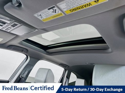 Used 2018 Honda CR-V Touring image 4