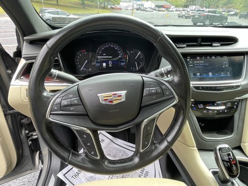 Used 2019 Cadillac XT5 Premium Luxury w/ Driver Assist Package image 32