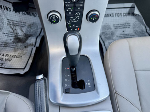 Used 2010 Volvo S40 2.4i image 22