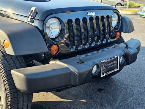 Used 2013 Jeep Wrangler Sport image 3