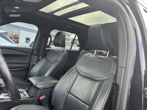 Certified 2021 Ford Explorer ST w/ Equipment Group 401A image 5