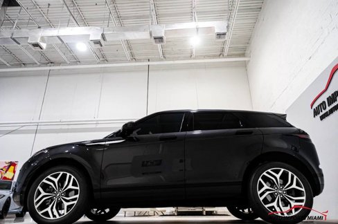 Used 2022 Land Rover Range Rover Evoque SE image 17