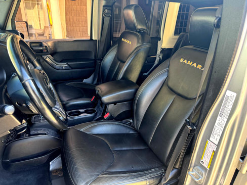 Used 2013 Jeep Wrangler Unlimited Sahara w/ Dual Top Group image 13