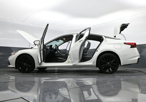 Used 2022 Nissan Altima 2.5 SR image 30