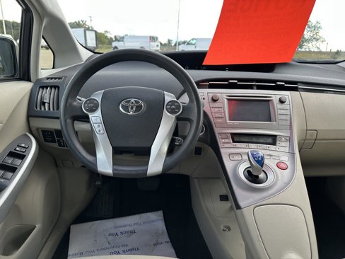 Used 2015 Toyota Prius Three image 19