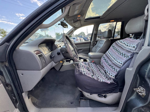 Used 2004 Jeep Grand Cherokee Limited w/ Cold Weather Group image 51