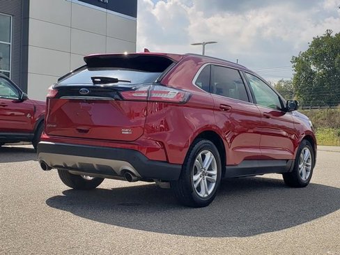 Used 2020 Ford Edge SEL w/ Convenience Package image 9