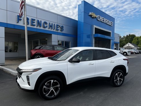 Used 2024 Chevrolet Trax RS image 1