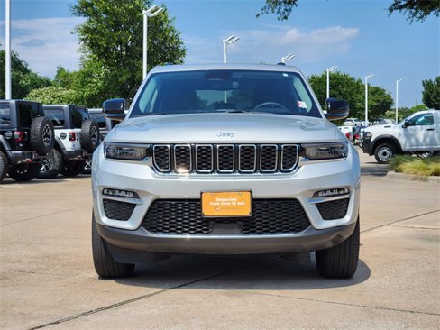 Used 2023 Jeep Grand Cherokee 4WD 4xe image 2