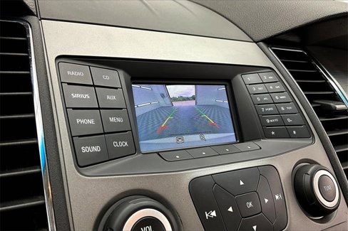 Used 2016 Ford Taurus SEL image 21