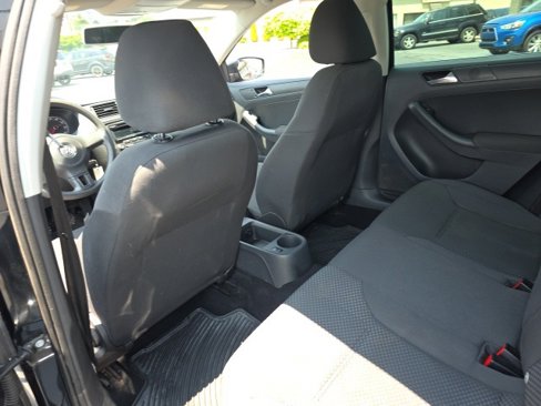 Used 2012 Volkswagen Jetta S image 29