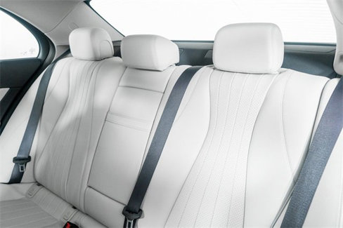 Used 2022 Mercedes-Benz E 350 Sedan image 47