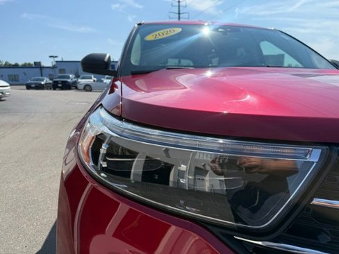 Used 2020 Ford Explorer XLT w/ Equipment Group 202A image 12