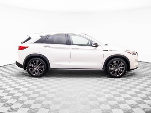 Used 2020 INFINITI QX50 Essential w/ Edition 30 Package image 6