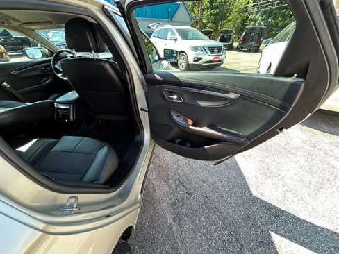 Used 2014 Chevrolet Impala LT image 7