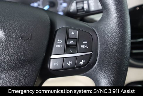 Used 2022 Ford Escape SE image 44