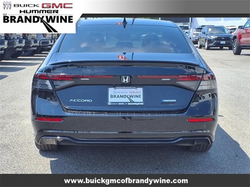 Used 2023 Honda Accord Sport image 8