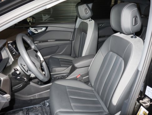 Certified 2023 Audi Q4 e-tron Premium Plus w/ Premium Plus image 7