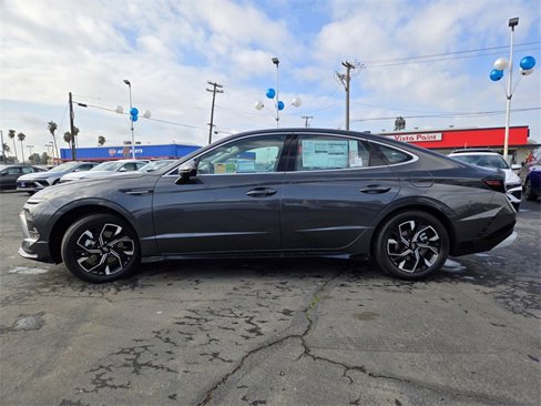 New 2024 Hyundai Sonata SEL image 9