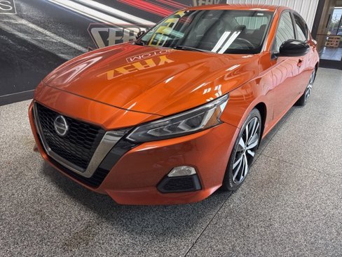 Used 2020 Nissan Altima 2.5 SR image 2