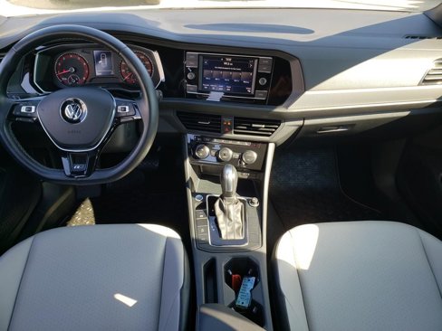 Used 2020 Volkswagen Jetta R-Line w/ R-Line Cold Weather Package image 19