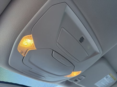 Used 2018 Ford Escape SEL image 23