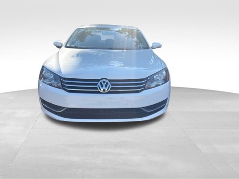 Used 2014 Volkswagen Passat 1.8T SE image 5