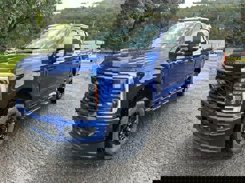 New 2026 Ford F250 XL image 2