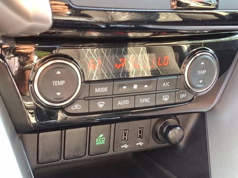 Used 2020 Mitsubishi Eclipse Cross SE image 22