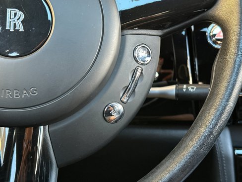 Used 2008 Rolls-Royce Phantom Sedan image 29