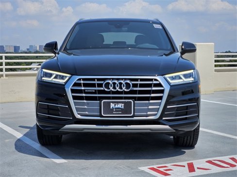 Used 2019 Audi Q5 2.0T Premium Plus w/ Premium Plus Package image 2