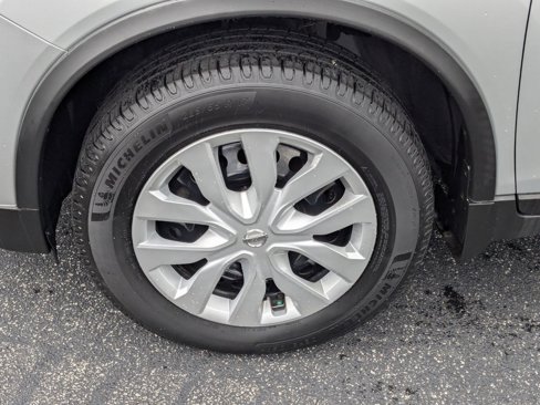 Used 2020 Nissan Rogue S image 26