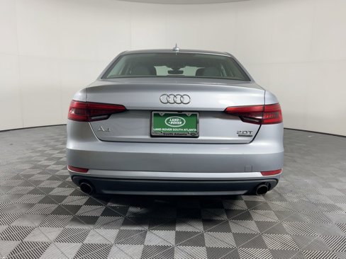 Used 2017 Audi A4 2.0T Premium image 8