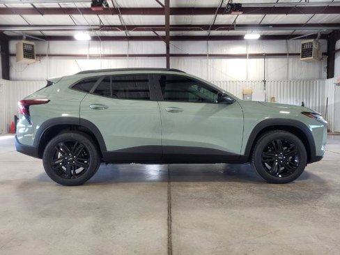 New 2025 Chevrolet Trax ACTIV w/ Sunroof Package image 6